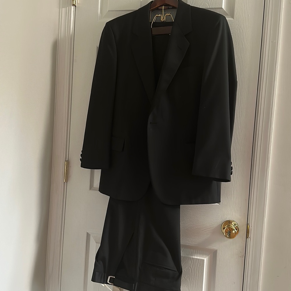 Faberge Tuxedo Size Jacket 42S Pant 37S